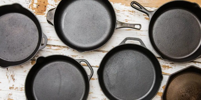 Lodge Cast Iron Cookware Guide for Gas Stove
